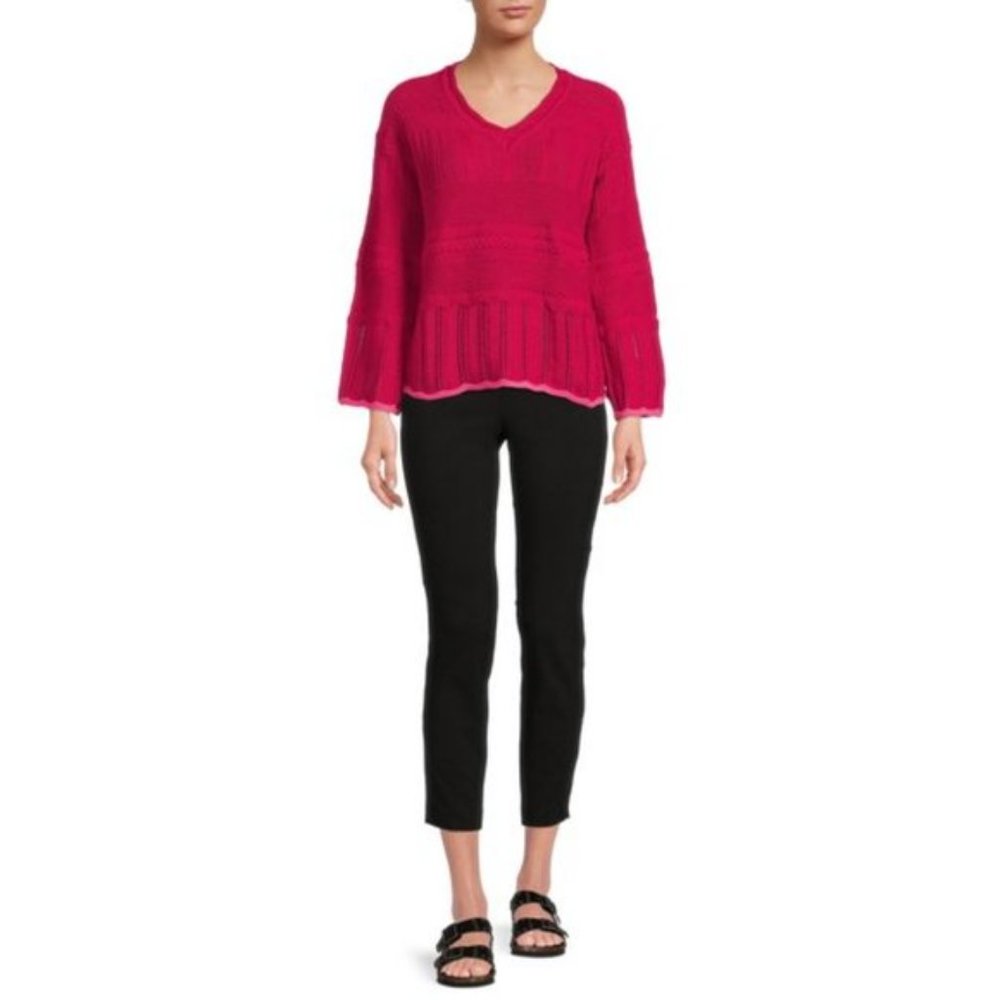 The Pioneer Woman Textured V Neck Sweater NWT